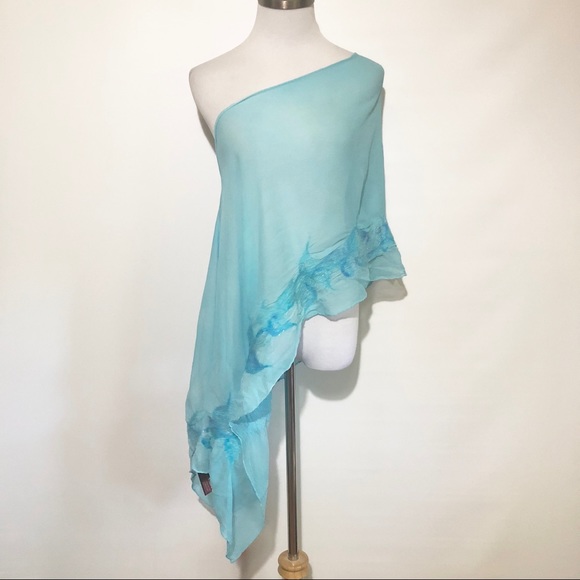 One Lupine Fiber Arts Accessories - One Lupine Ziabird Asymmetrical Cape